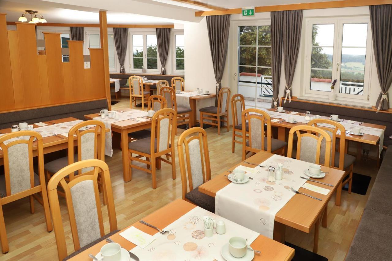 Hotel Sonntagsberg Hof Familie Fiedler Bad Waltersdorf Esterno foto