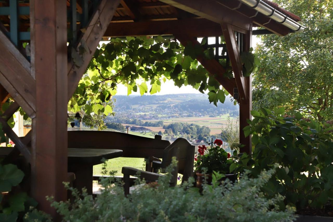 Hotel Sonntagsberg Hof Familie Fiedler Bad Waltersdorf Esterno foto